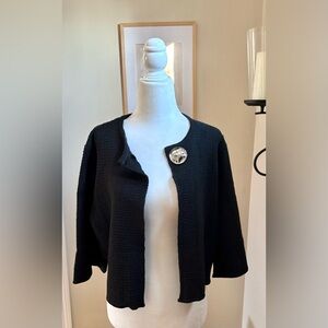 Zara black structured cardigan/jacket. One silver button closure. Size L